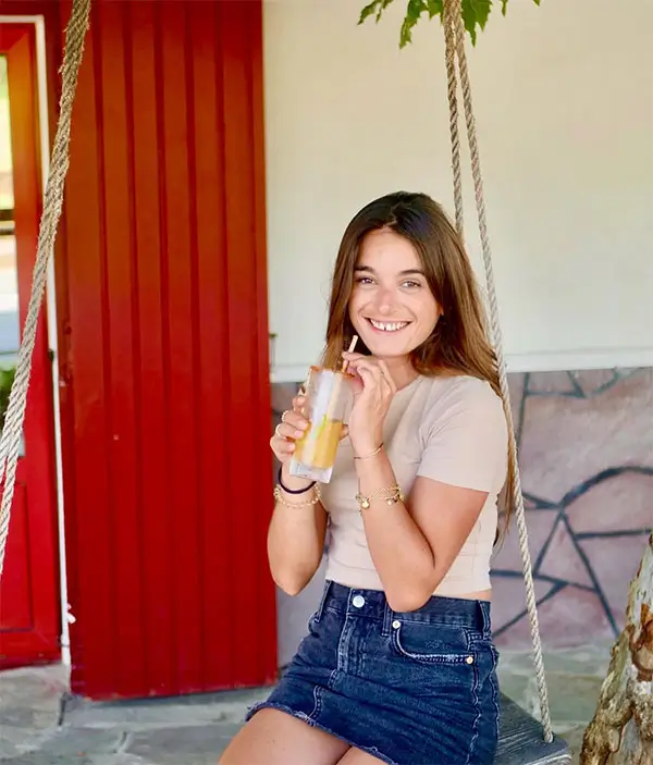 Portrait avec un jus Les Jus d'Argi
